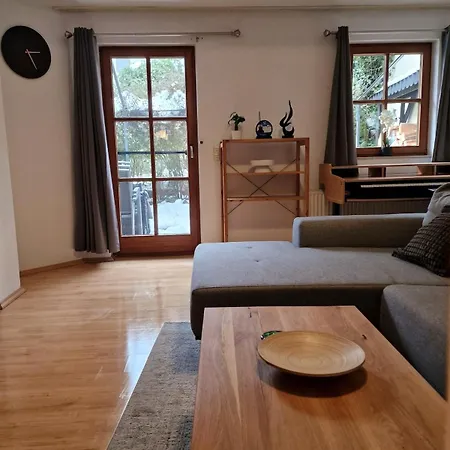 Schoene 2-zimmer Mitten In