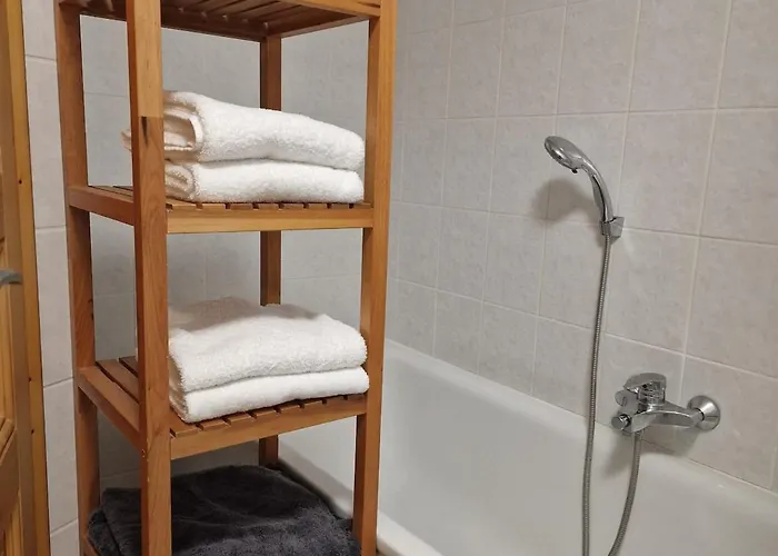 Schoene 2-zimmer Mitten In Appartamento *
